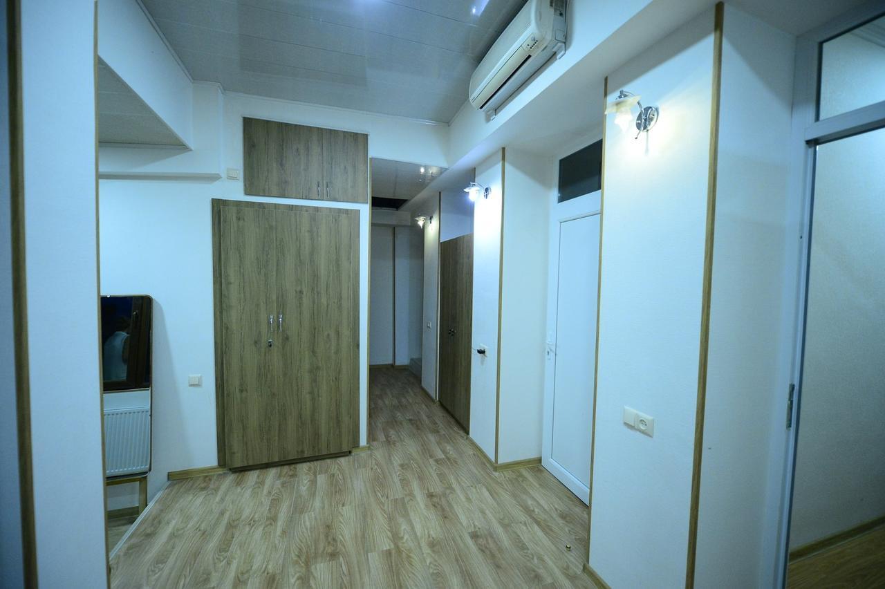 Hostel 17 Only For Men 第比利斯 外观 照片